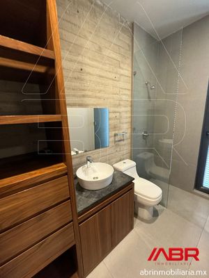 RESIDENCIA  DE AUTOR  EN VENTA EN  COTO ZONA  ANDARES