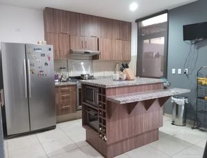 Hermosa casa en Venta, en Puerta de Piedra Corregidora, 3 recamaras 3 baños