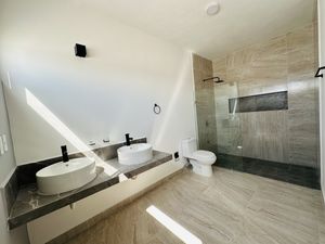 CASA EN VENTA EN PRIVADA XCANATUN EN GRAN SAN PEDRO CHOLUL