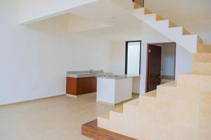 CASA TIPO TOWNHOUSE EN VENTA EN MERIDA, YUCATAN MONTEBELLO