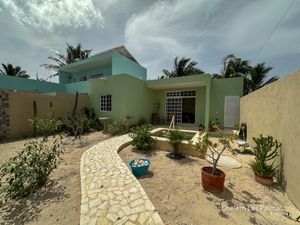 CASA EN VENTA EN CHELEM , LAS PALMAS , ENTREGA INMEDIATA