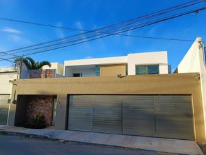 HERMOSA CASA EN VENTA EN MONTEBELLO, 3 RECAMARAS