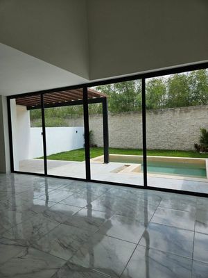 CASA EN VENTA EN MERIDA YUCATAN, UNICA LIVING PRIVADA RESIDENCIAL