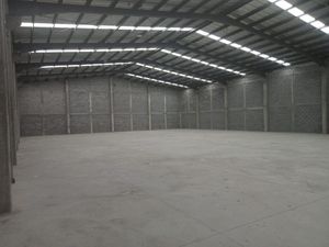 Rento bodega nueva, 1000 m2 en Parque Industrial Santa Catarina