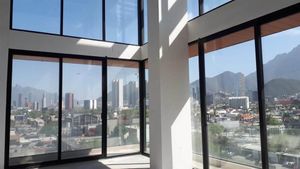 Venta de Penthouse-oficina en San Pedro Garza Garcia N.L