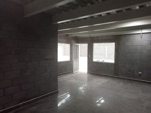 Rento bodega nueva, 1000 m2 en Parque Industrial Santa Catarina