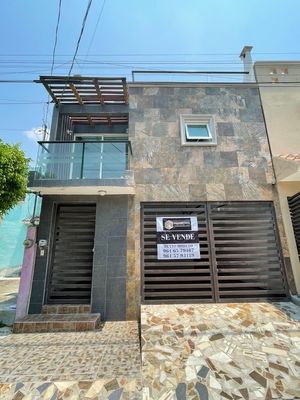 Venta de Casa remodelada en El Campanario, Tuxtla Gtz. Chis