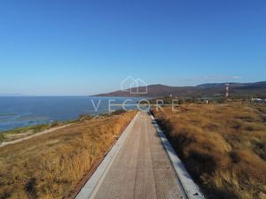 TERRENO EN VENTA EN LAGO LUNA TUXCUECA, CHAPALA, JALISCO