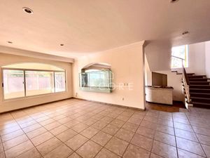 CASA EN VENTA EN VALLE REAL, ZAPOPAN