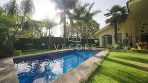 CASA EN VENTA, BUGAMBILIAS, ZAPOPAN