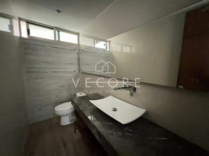 CASA EN VENTA EN VILLA VERONA, ZAPOPAN