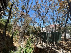 TERRENO EN VENTA, FRACCIONAMIENTO BUGAMBILIAS, ZAPOPAN