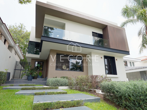 RESIDENCIA EN VENTA EN VALLE REAL, ZAPOPAN