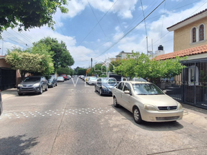 CASA EN VENTA EN JARDINES DE LA CRUZ, GUADALAJARA