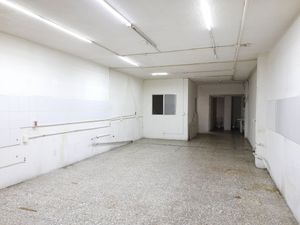 Local de 100 m2 en Venta, Parque Lira