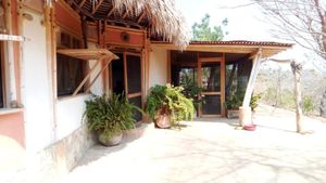 Hermoso Terreno con 2 Casas en Mazunte, Oaxaca