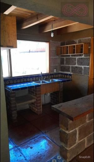 Linda casa con loft en venta.