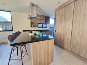 Casa en Venta Meseta, 2 pisos, con jardín y asador