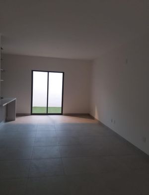 Casa en  Venta Corregidora, Amplios Espacios, Estudio, 3 Recámaras