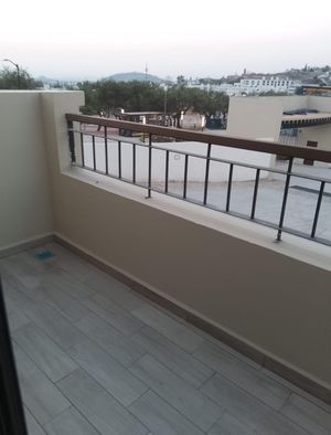 Casa en  Venta Corregidora, Amplios Espacios, Estudio, 3 Recámaras