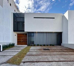 Casa en Venta Altozano, 4ta Recámara,  2 Recámaras con Tapanco.