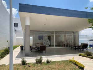 Casa en Venta Refugio, 3 Pisos, Roof Garden, 21 m2