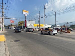 TERRENO CON EXCELENTE UBICACIÓN COMERCIAL