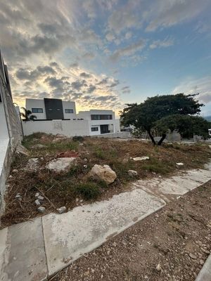 TERRENO EN VENTA EN RESIDENCIAL LA CIMA