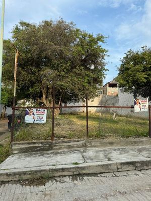 TERRENO EN VENTA EN ESQUINA