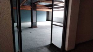 Local Comercial frente Ave. Lázaro Cárdenas 1200 m2