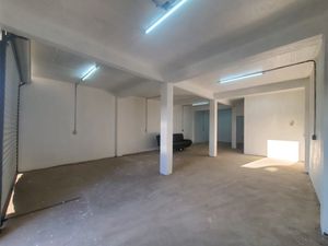 BODEGA COMERCIAL EN RENTA