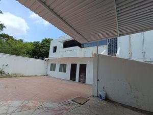 Casa  en Venta en 19 Poniente , Fracc. Arboledas. Tuxtla Gutiérrez, Chiapas.