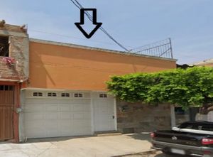 VENTA EN REMATE BANCARIO CASA CÉNTRICA . BARRIO CANOITAS $850,000 TUXTLA