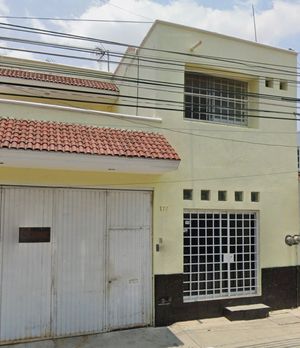 SE VENDE CASA EN REMATE BANCARIO FRACC. HACIENDA $1,300,000.  TUXTLA