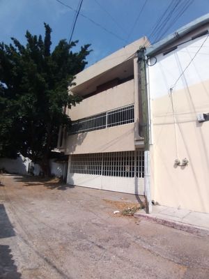 SE VENDE CASA EN REMATE BANCARIO FRACC. LOS SABINOS $2,300,000 TUXTLA