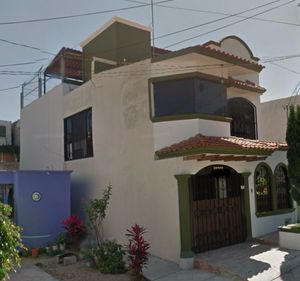 VENTA EN REMATE BANCARIO COL. LOMAS DEL SUR $2,401,000 TUXTLA