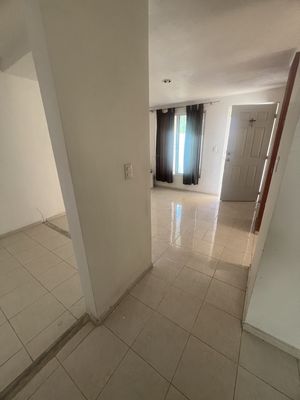 Casa en VENTA de un piso en privada en CD caucel