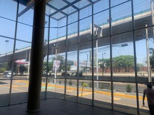 LOCAL COMERCIAL EN RENTA - PLAZA CENTRO ARBOLEDAS