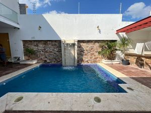 Casa amueblada en Nuevo Yucatan con paneles solares