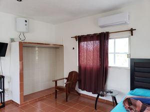 CASA DE 2 PLANTAS EN TELCHAC CON HERMOSA PLAYA CERCANA