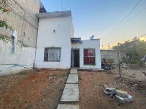 CASA EN VENTA  EN VIDA MEJOR EN ESQUINA CON LOCAL COMERCIAL