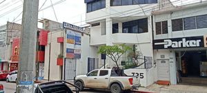 Se rentan consultorios col centro