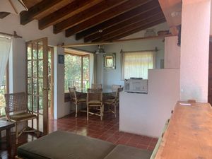 En renta linda casa Vallesana.