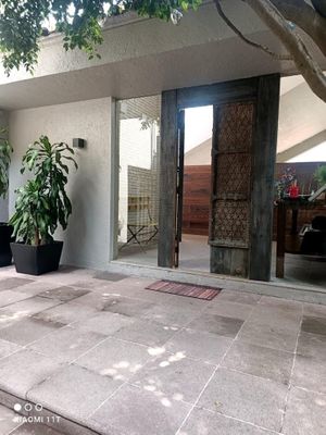 Hermosa casa  en venta en Bosques de las Lomas con seguridad