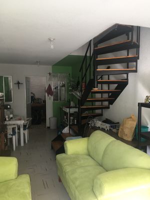 Bonita casa en Villa del Real a 5 minutos de Plaza Tecamac