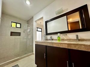 CASA EN VENTA DE 1 PISO EN PRIVADA BOTÁNICO CONKAL