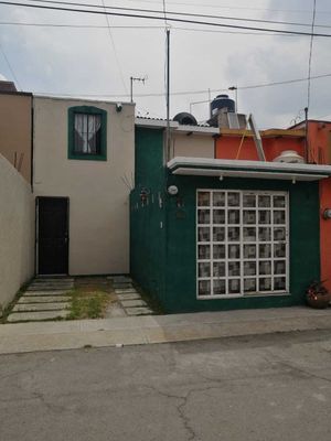 CASA EN VENTA FRACCIONAMIENTO VILLAS SANTIN, TOLUCA