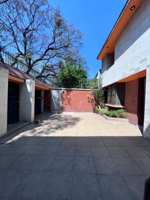 Casa en venta, Calz de las Bombas, Col. Cedros, Coyoacán, Ciudad de México