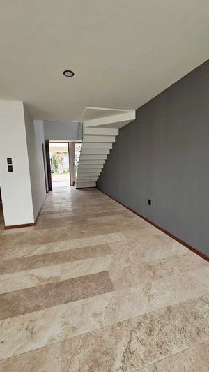 CASA EN VENTA EN PRIVADA SAN ANGEL V GALAXIA