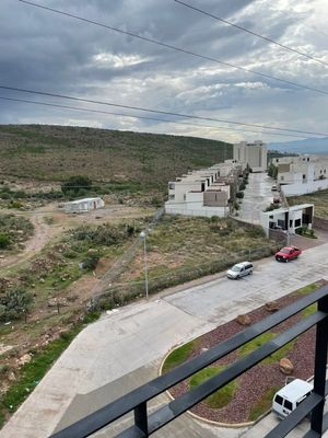 DEPARTAMENTO EN VENTA EN SIERRA VISTA DE DOS PLANTAS